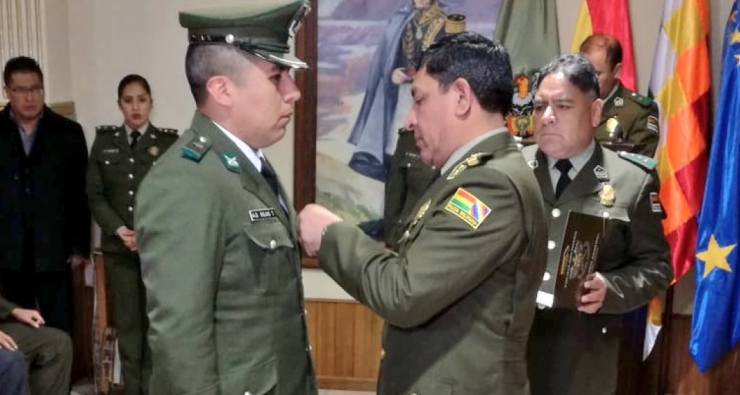 Cuánto gana un sargento en Bolivia